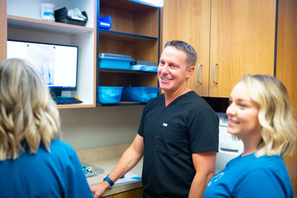 Endodontist Dr. Behrents With Paitent - Northwest Arkansas Endodontic Specialists - Bentonville & Fayetteville, AR